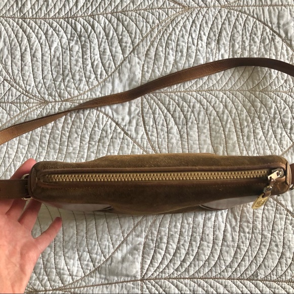 GUCCI Vintage 1970s Authentic Suede and Leather Purse - Picture 10 of 15